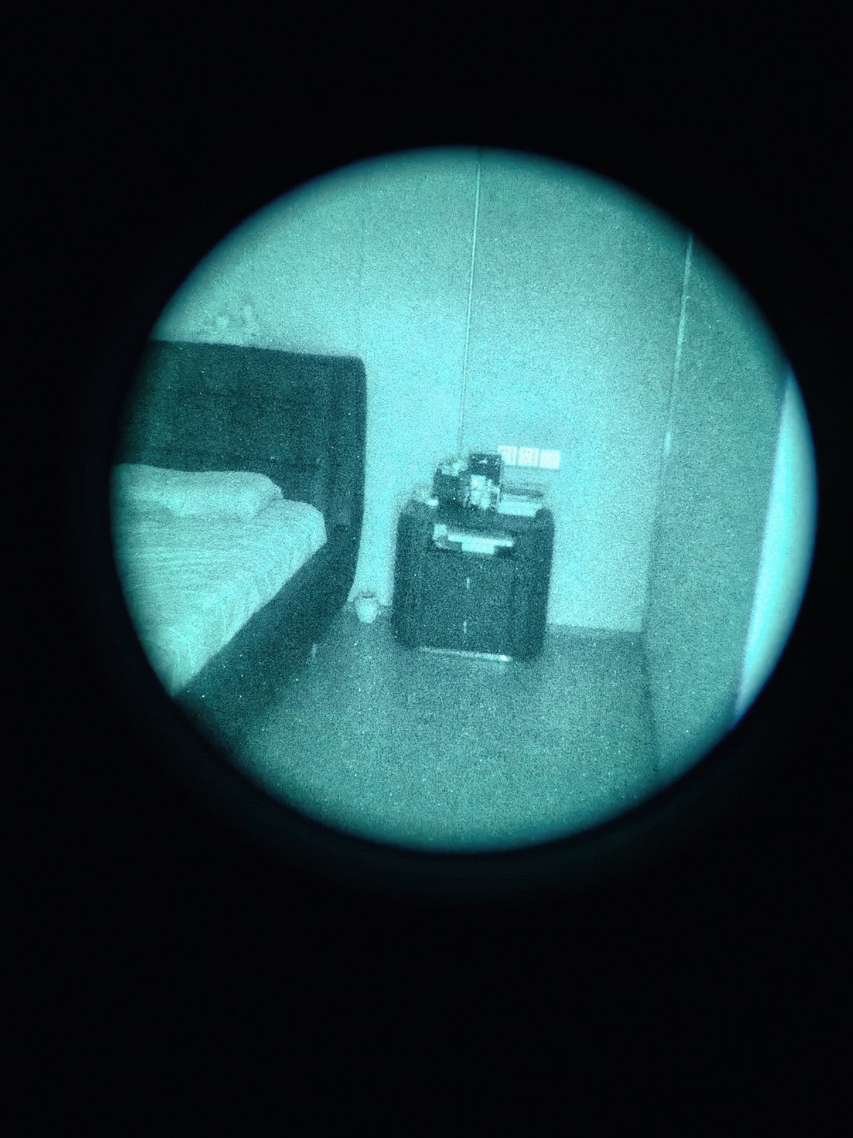 PVS-14 Style NNVT4 White Phosphor Monocular