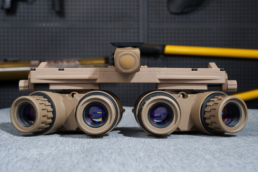Tan Kaelor KPNVG-18 dovetail quad-tube panoramic night vision, front view
