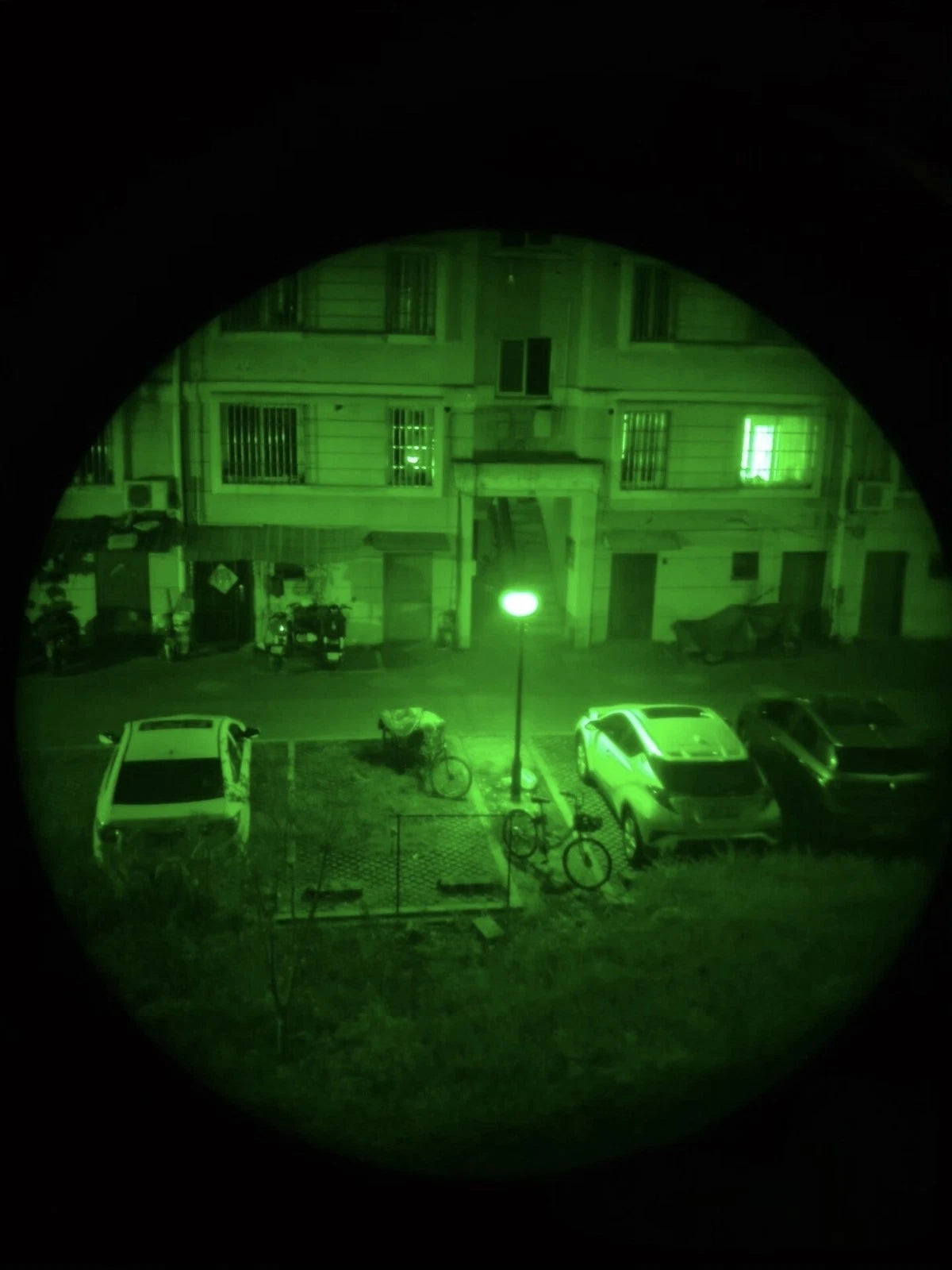 PVS-14 Style NNVT4 Green Phosphor Monocular