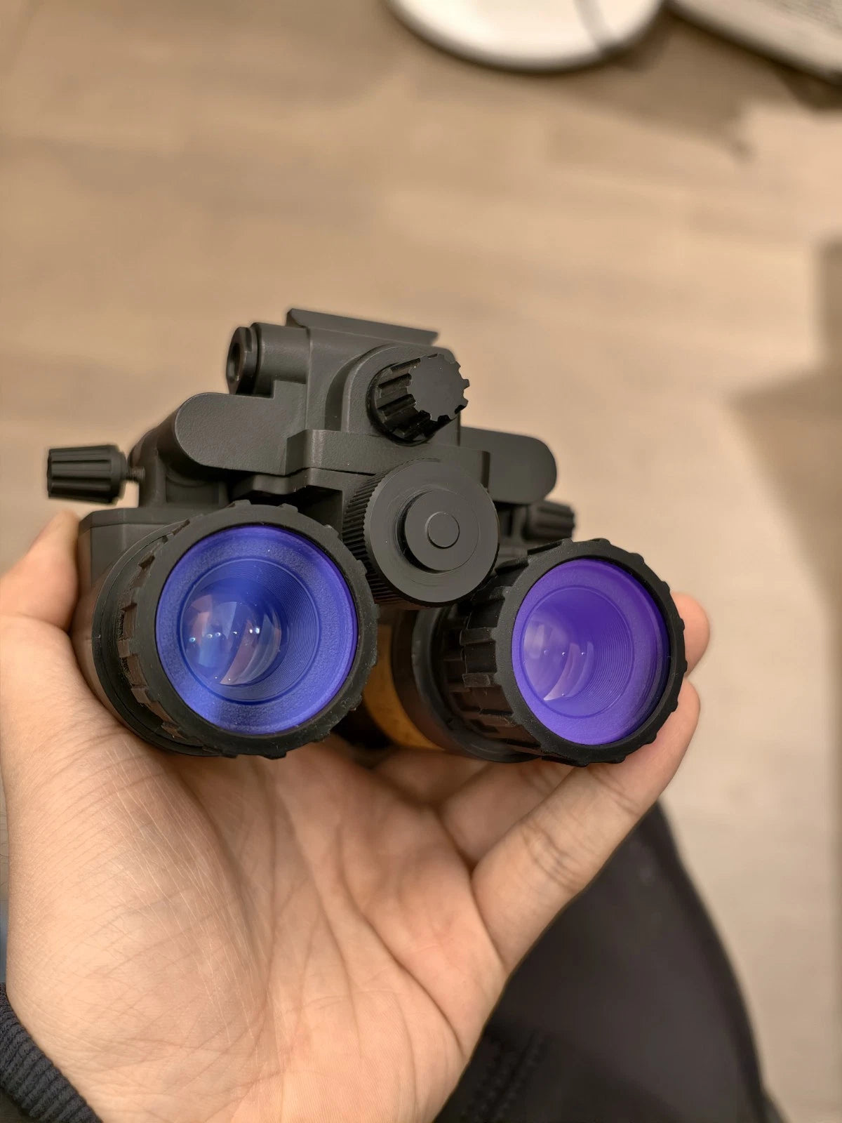 Lan31 White Phosphor Binocular Night Vision System